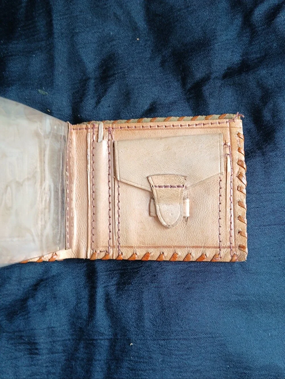 Hand-Tooled Floral Leather Wallet - Tan